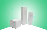 Cajas de empaquetado modificadas para requisitos particulares 350GSM del papel con procesos de grabación en relieve de la impresión de plata caliente