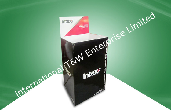 Un buen precio. Exhibiciones de comercialización de encargo reciclables de la cartulina ultravioleta/laminación de Matt para los utensilios de jardinería en línea